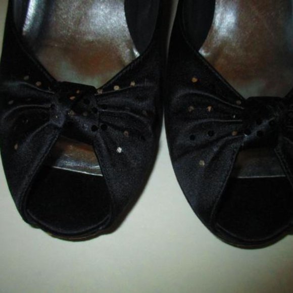 **Stuart Weitzman Black Peau De Soie Peep Toe Tonal Rhinestone Accent Pumps - Picture 3 of 7